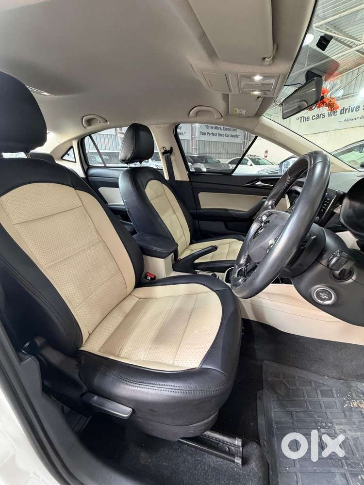 Skoda Slavia 1.5 Tsi Style At, 2023, Petrol