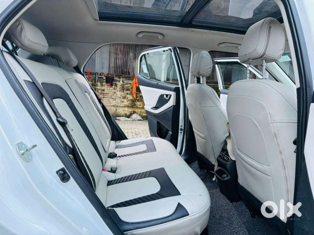 Hyundai Creta Sx Petrol Mt, 2023, Petrol
