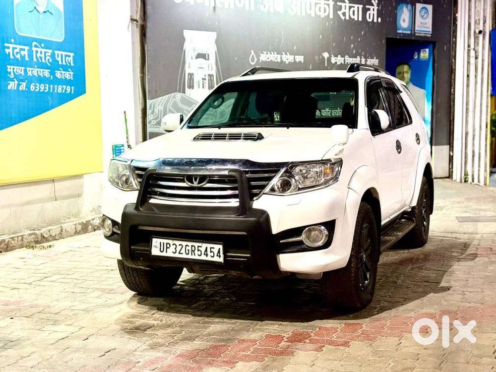 Toyota Fortuner 3.0 4x4 Manual, 2015, Diesel
