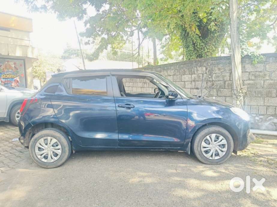 Maruti Suzuki Swift Vxi + Manual, 2023, Petrol
