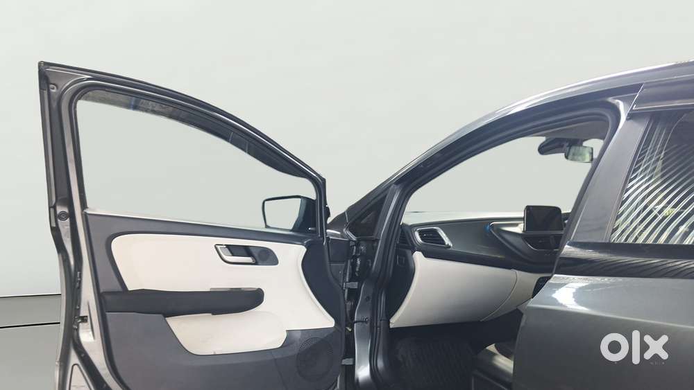 Tata Altroz 1.2 Xz Plus I-turbo, 2022, Petrol