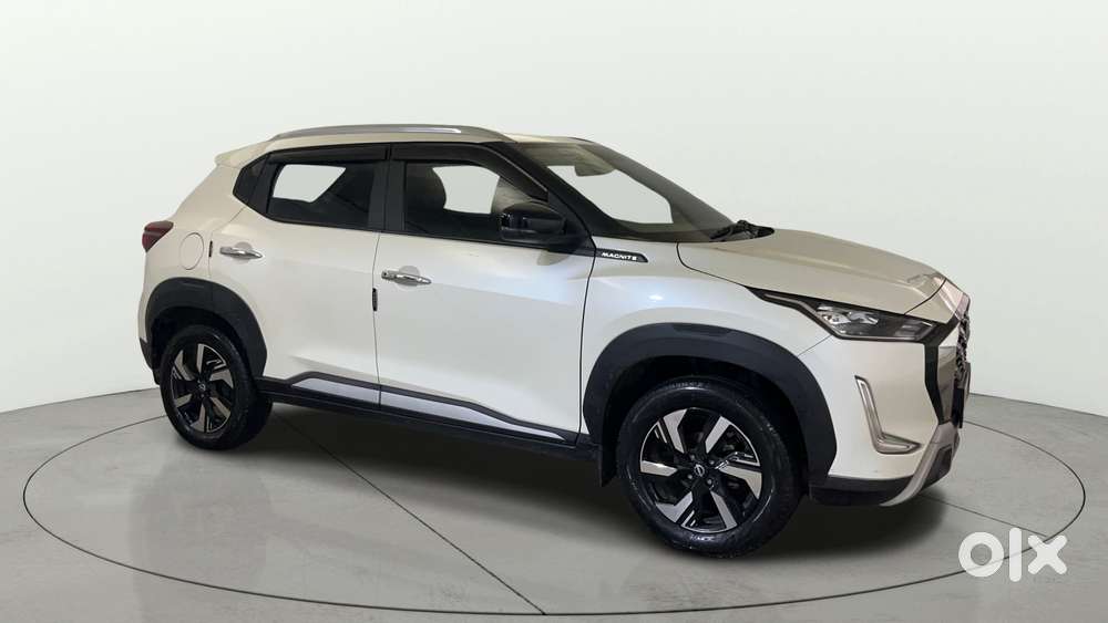 Nissan Magnite Kuro Edition Petrol Amt, 2025, Petrol