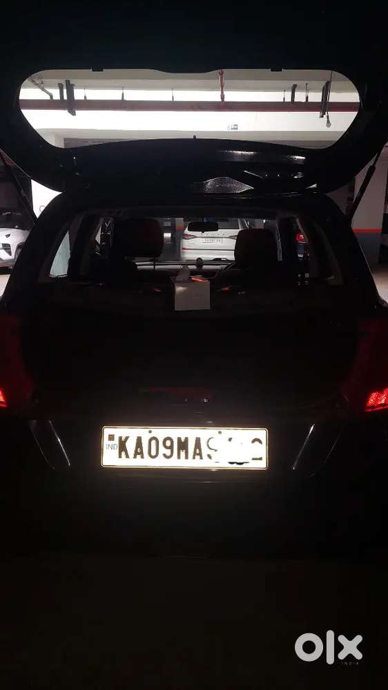 Maruti Swift Vxi 2014 - Dark Knight Edition