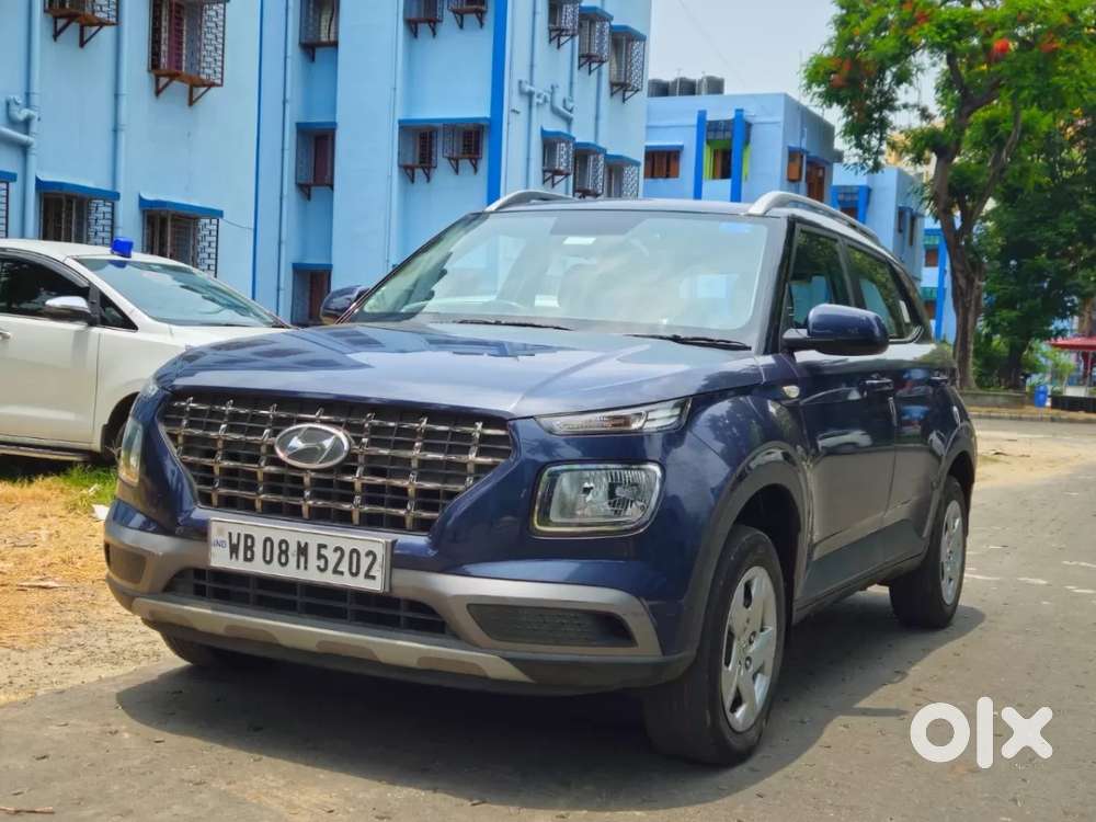 Hyundai Venue S 1.2 Petrol, 2022, Petrol