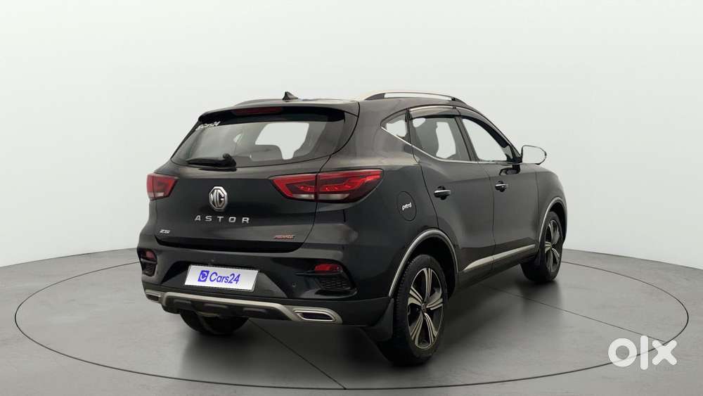 Mg Astor 1.5 Savvy Cvt S Red, 2022, Petrol