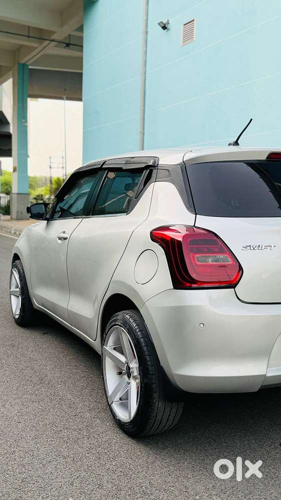 Maruti Swift Vxi 2020
