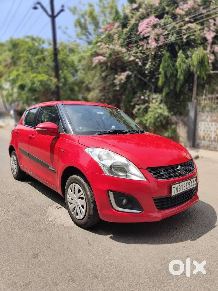 Maruti Suzuki Swift Vxi + Manual, 2017, Petrol