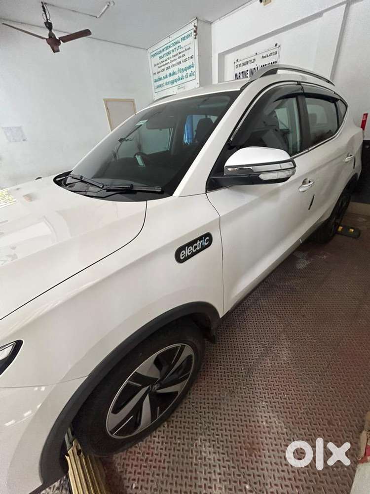 Mg Zs Ev 2024 Electric 27500 Km Driven