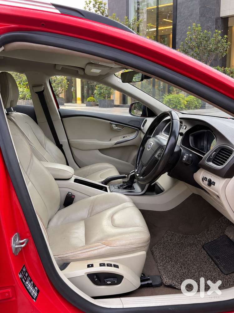 Volvo V40 Cross Country T4, 2017, Petrol