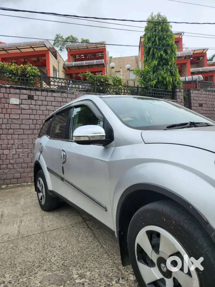 Mahindra Xuv500 Diesel 2016 Car