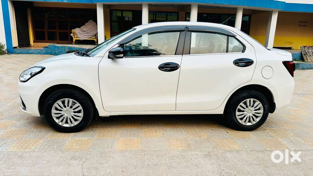 Maruti Suzuki Swift Dzire 1.3 Vxi, 2022, Petrol