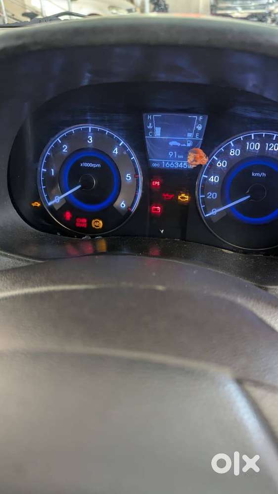 Hyundai Verna (2011) Fluidic 1.6 Crdi Sx