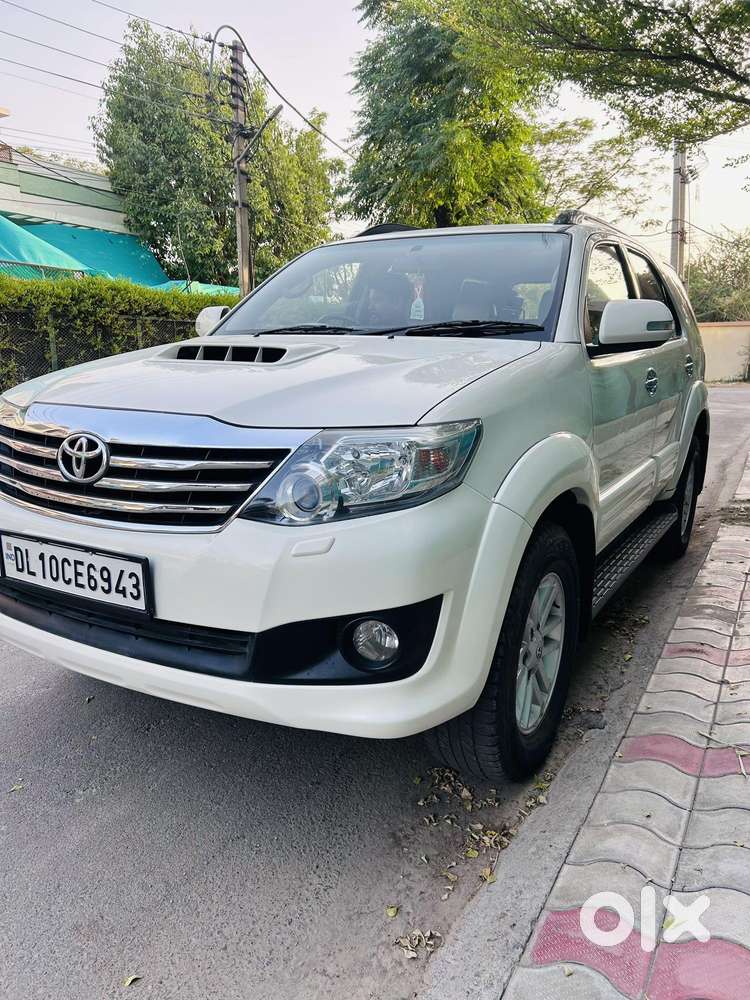 Toyota Fortuner 2011-2016 4x2 4 Speed At, 2014, Diesel