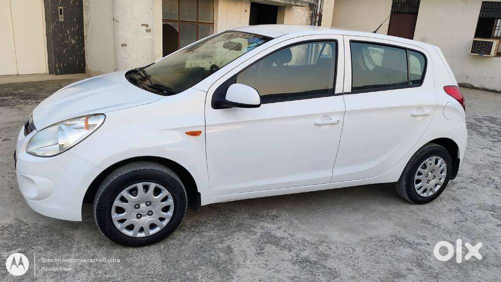 Hyundai I20 Petrol Cvt Magna Executive, 2010, Petrol