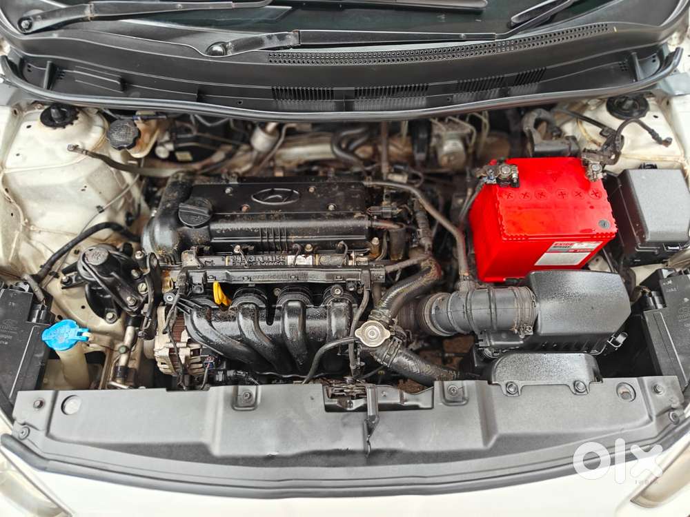 Hyundai Verna Fluidic 1.6 Vtvt Sx Opt, 2014, Petrol