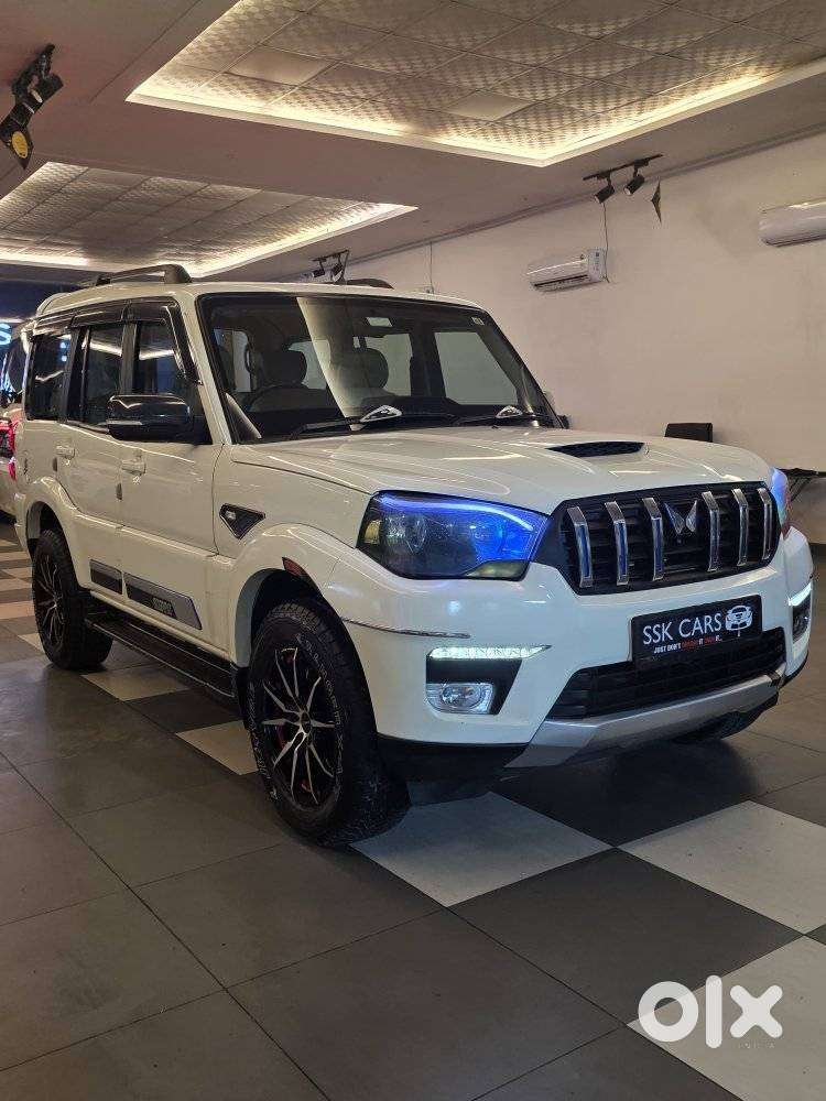 Mahindra Scorpio Classic 2.2 S 11 Mt 7 Str, 2022, Diesel