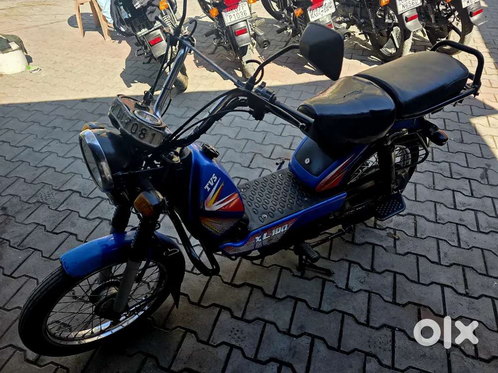 Tvs XL 100 in good condition first owner all papers complete