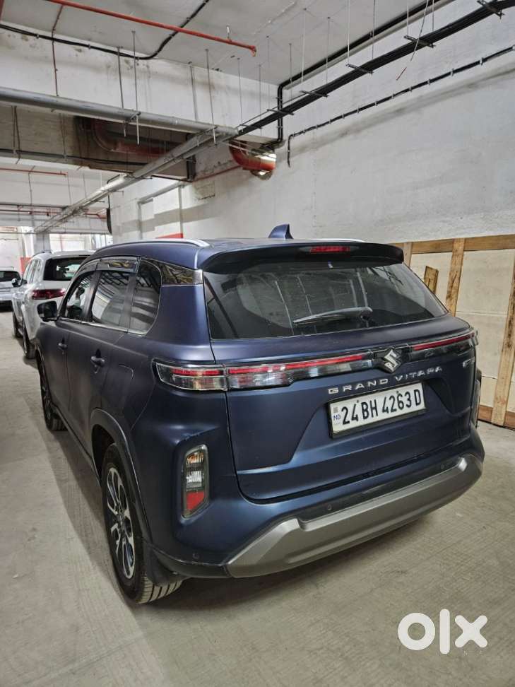 Maruti Suzuki Grand Vitara 1.5 Alpha Plus Intelligent Hybrid Ecvt, 2..