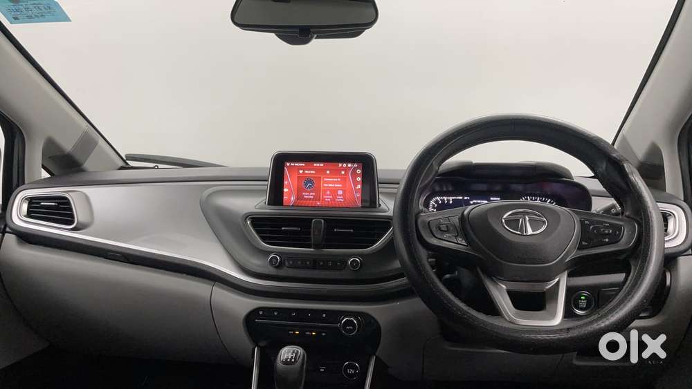 Tata Altroz Xz, 2020, Petrol