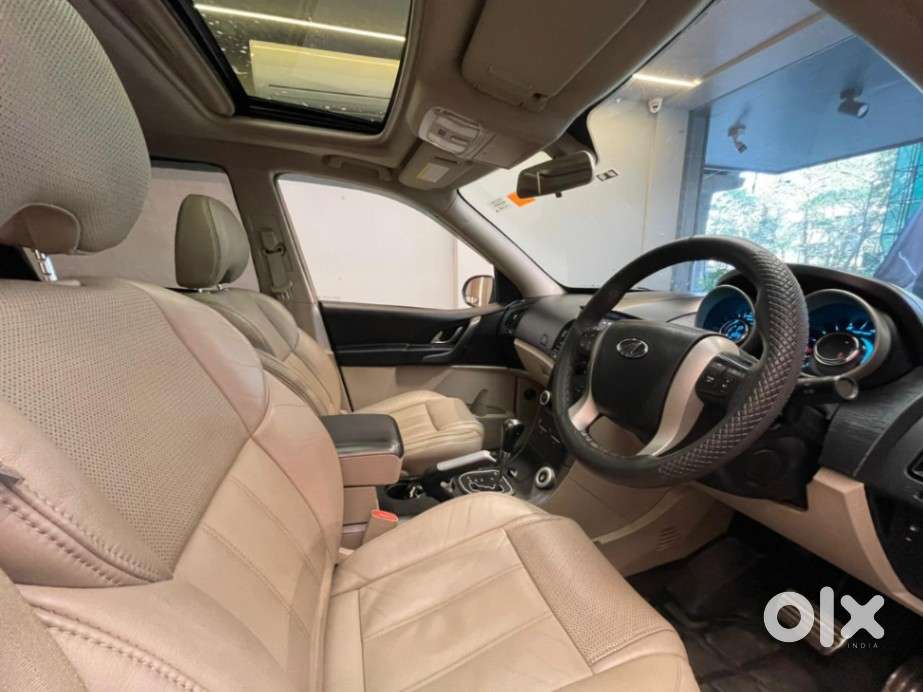 Mahindra Xuv500 At W10 Fwd, 2016, Diesel