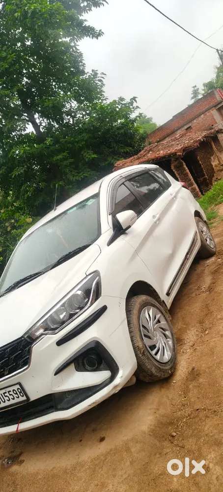 Maruti Suzuki Ertiga Vxi Cng 2026