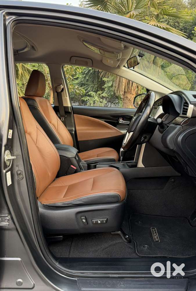 Toyota Innova Crysta 2.7 Zx At, 2017, Petrol