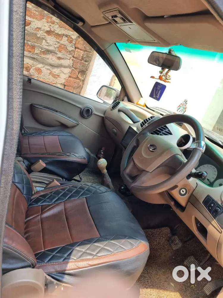 Mahindra Xylo 2012