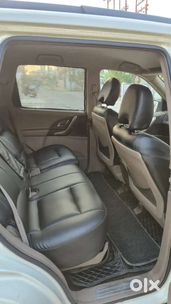 Mahindra Xuv500 2015 Diesel 174000 Km Driven