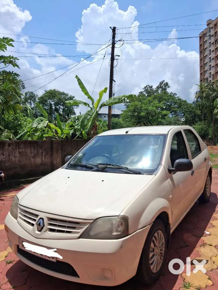 Mahindra Renault Logan Petrol 2013