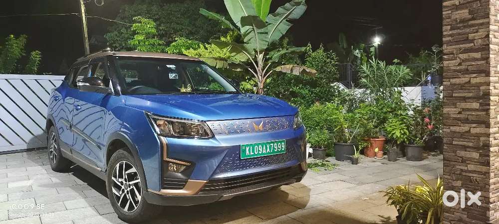 Mahindra Xuv400 Ev 2023 Dec Electric 53500 Km Driven