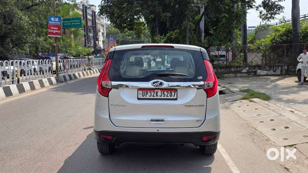 Mahindra Marazzo M6, 2019, Diesel