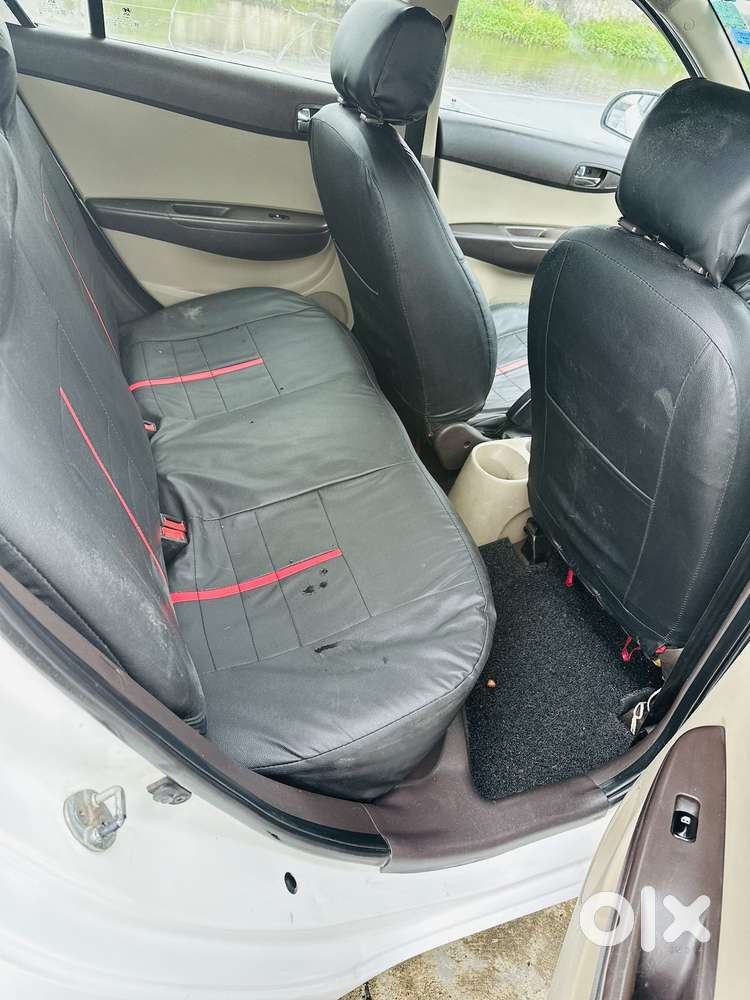 Hyundai I20 Magna, 2011, Petrol