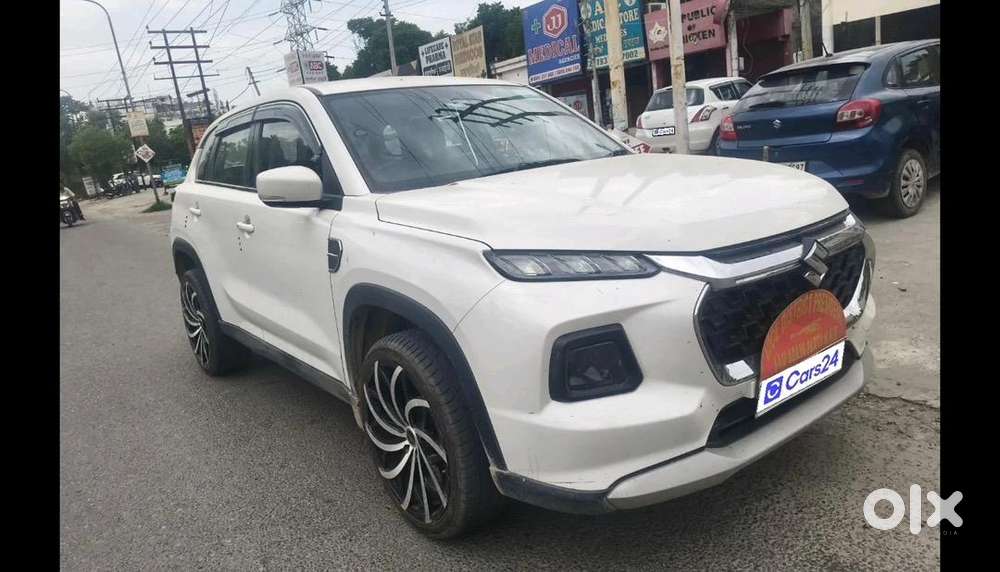 Maruti Suzuki Grand Vitara 2025 Petrol Well Maintained