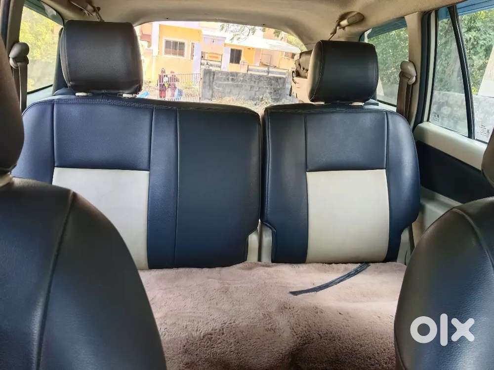 Toyota Innova Petrol 2013 Km Driven