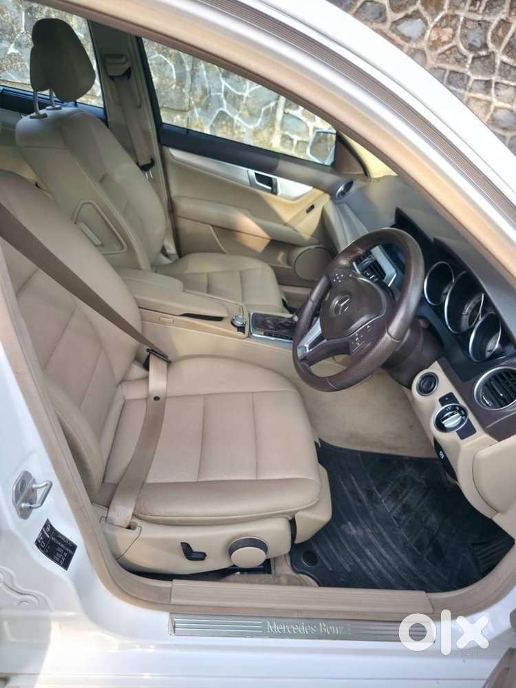 Mercedes-benz C-class C200 Petrol Automatic Excellent Condition