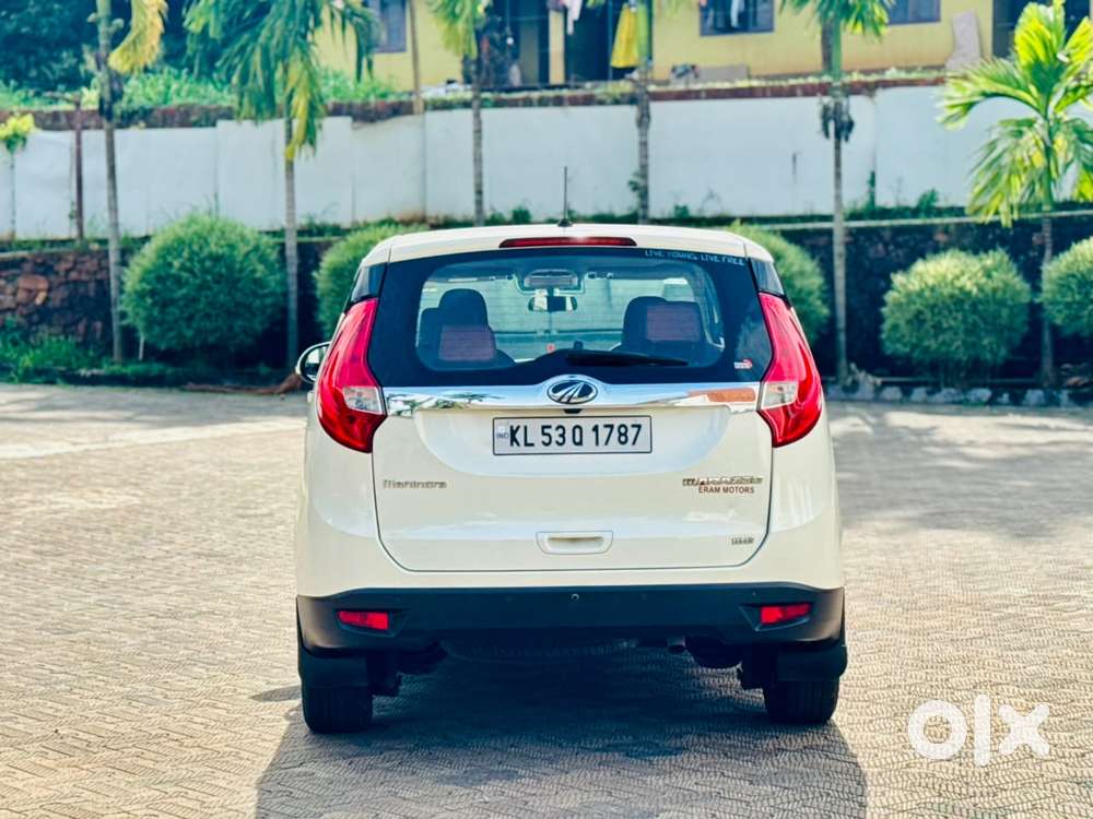 Mahindra Marazzo M6, 2019, Diesel