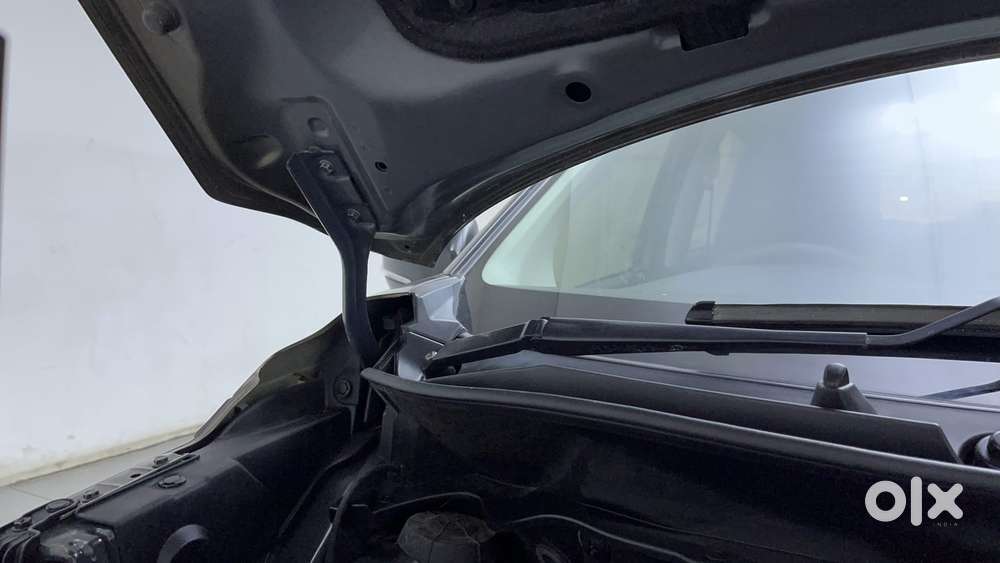 Maruti Suzuki Xl6 1.5 Alpha At, 2022, Petrol