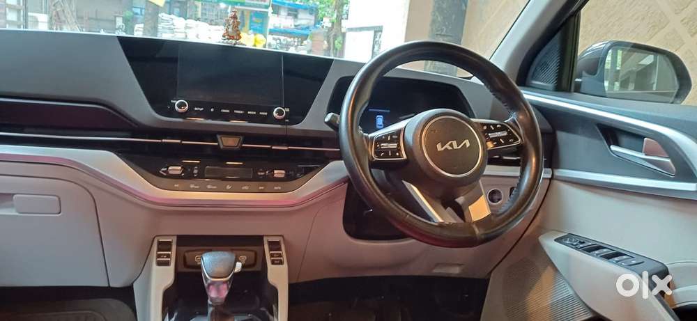 Kia Carens 1.4 Prestige Plus Turbo 7 Str, 2022, Petrol