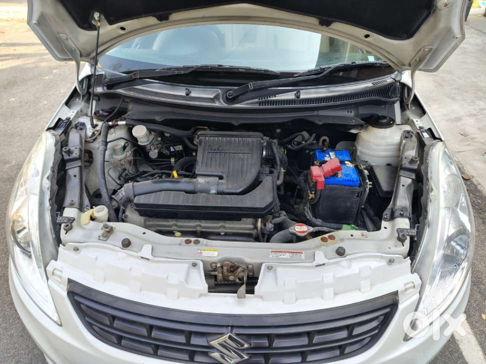 Maruti Suzuki Swift Dzire 1.2 Vxi Bsiv, 2015, Petrol