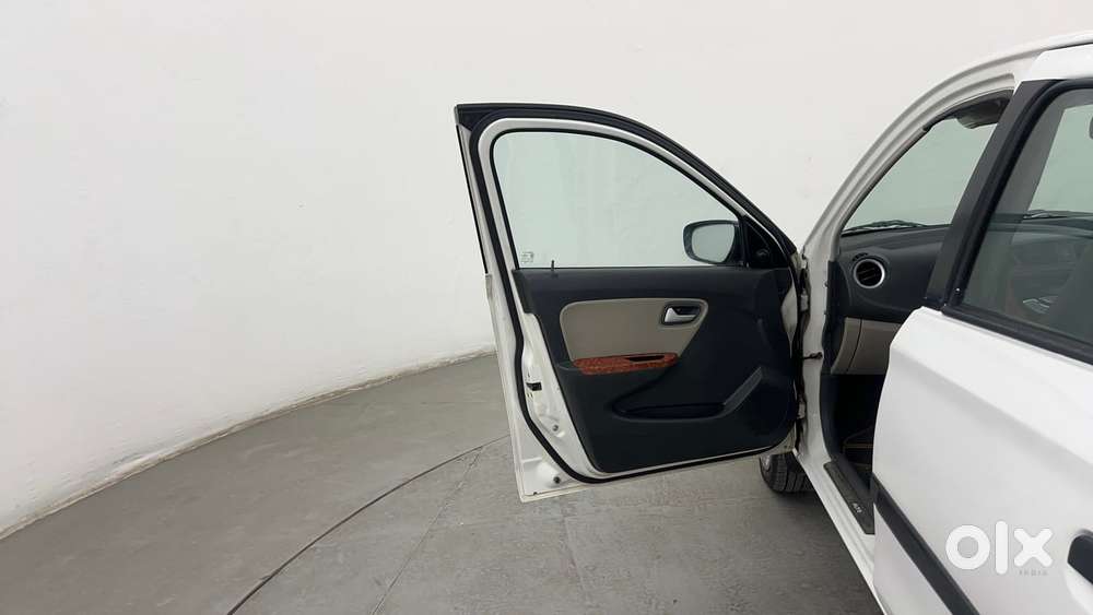 Maruti Suzuki Alto K10 1.0 Vxi Amt, 2015, Petrol