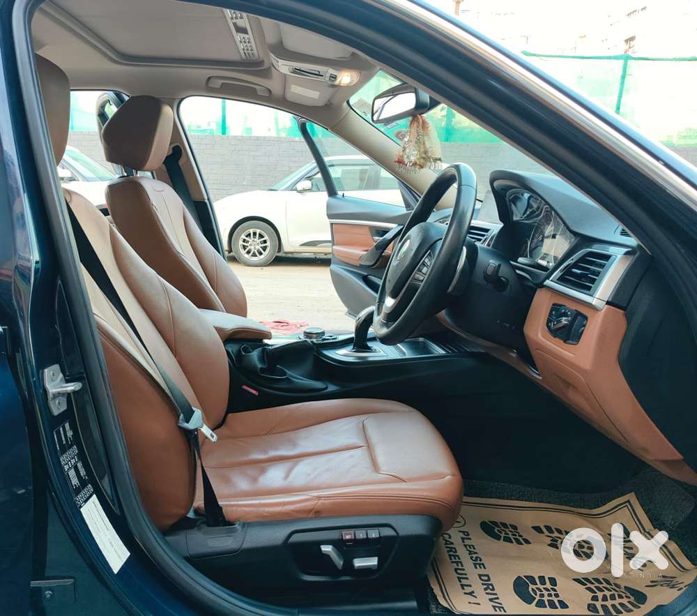 Bmw 3 Series 2.0 320i Luxury Line, 2017, Petrol