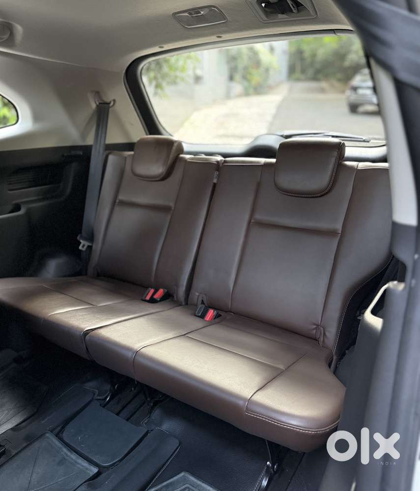 Toyota Innova Hycross 2.0 Zx Hybrid 7 Str, 2023, Petrol