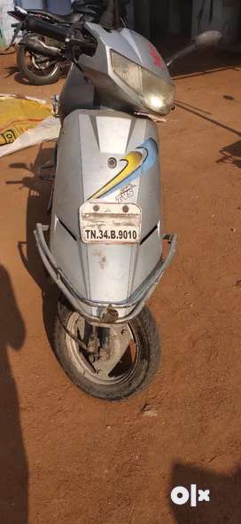 Tvs scooty store old model olx