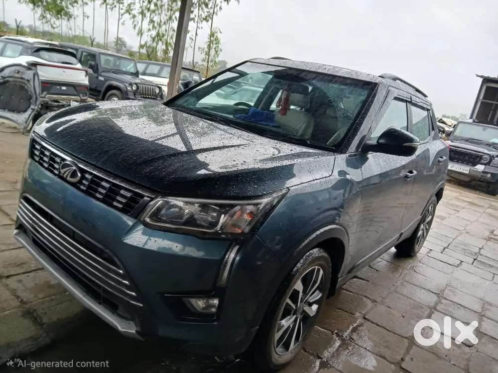 Mahindra Xuv300 2021 Top Model Diesel 80000 Km Driven.