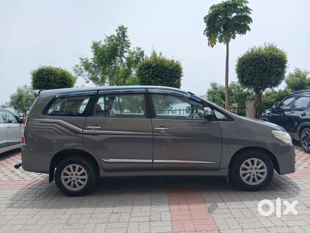 Toyota Innova 2.5 V 7 Str, 2013, Diesel