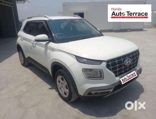 Hyundai Venue 1.0 S (o) Turbo Dct, 2021, Petrol