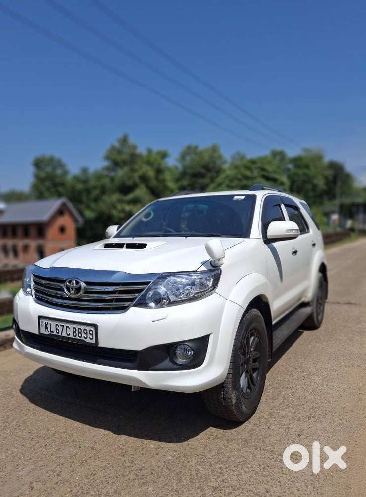 Toyota Fortuner 3.0 4x2 Mt, 2012, Diesel