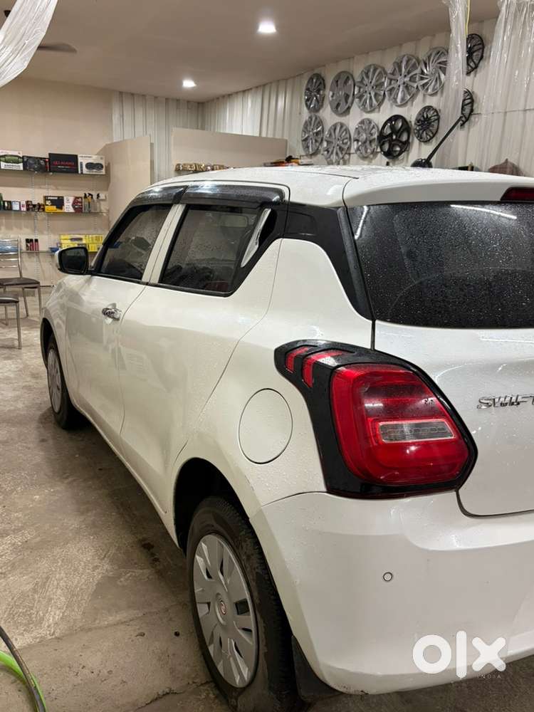 Maruti Suzuki Swift Vxi 2024 Petrol