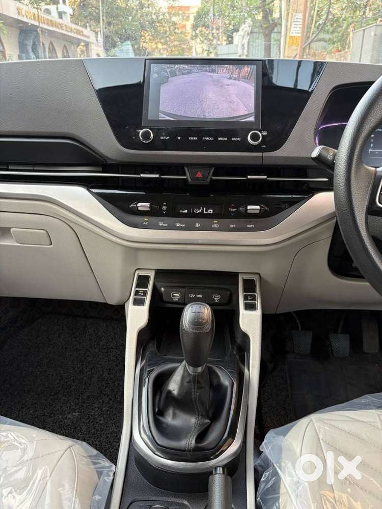 Kia Carens 1.4 Prestige Plus Turbo 7 Str, 2022, Petrol