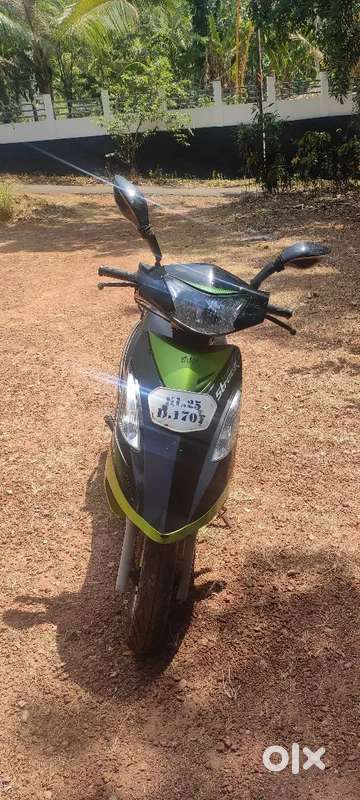 Scooty store streak olx